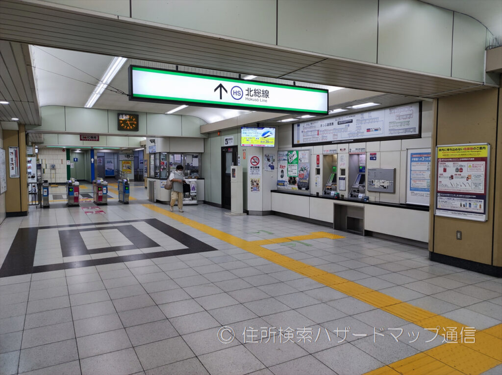 新柴又駅の改札の写真