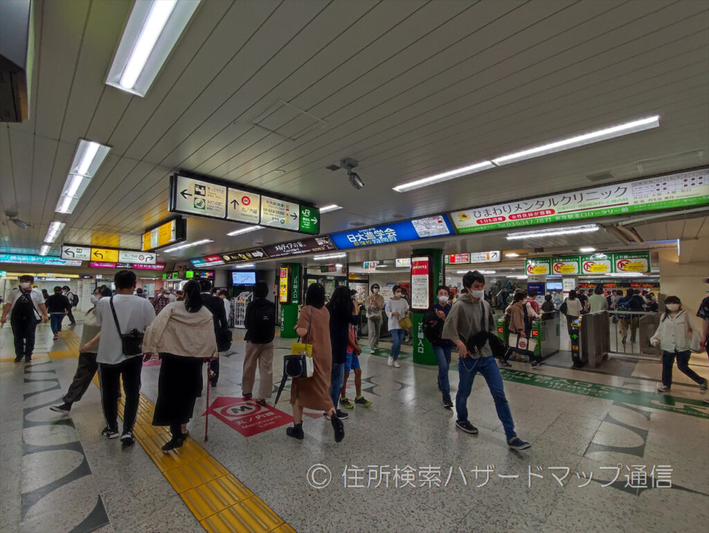 荻窪駅の改札の写真