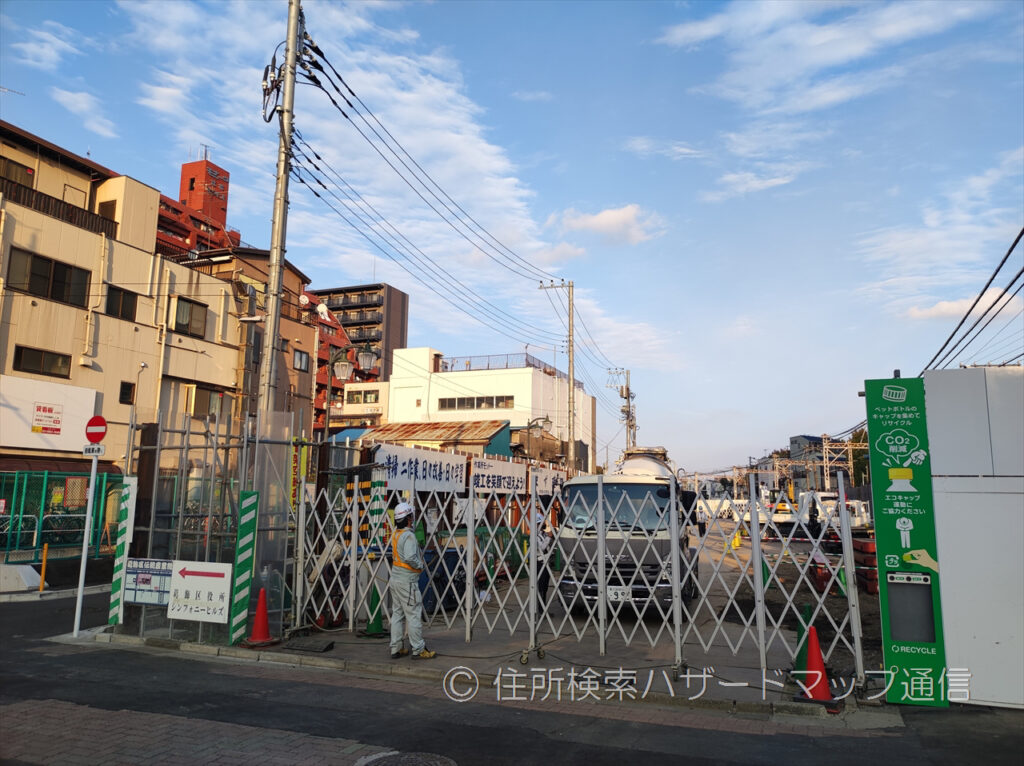 京成立石北口の工事の写真
